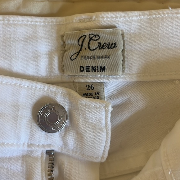 J.Crew size 26 white shorts high rise - Picture 2 of 3
